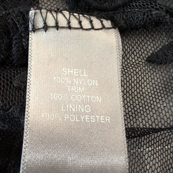 Marled Reunited black lace off-the-shoulder blouse, size XL - Picture 5 of 9